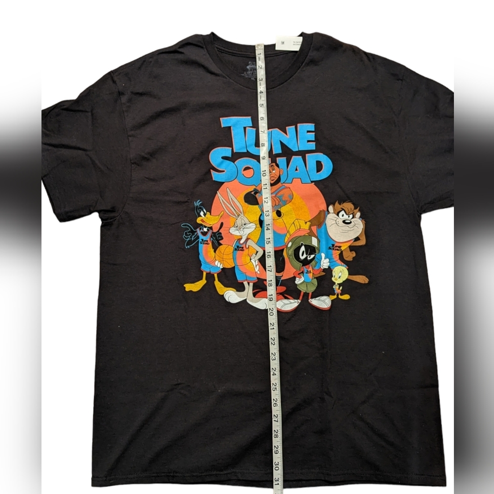 Tune Squad Unisex Black T Shirt Size XL Graphic Design NWT Looney Tunes